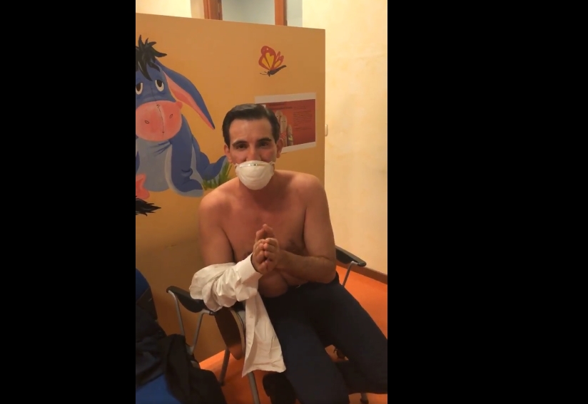 Attaccato dopo il vaccino anti Covid