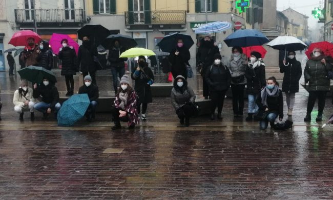 Il grido d’allarme delle estetiste: “Fateci lavorare”