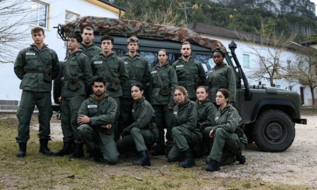 Anche due ragazze brianzole nel nuovo reality “La Caserma”