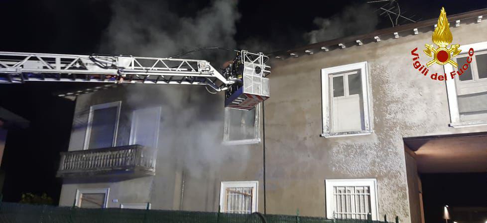 A fuoco un appartamento a Calò di Besana