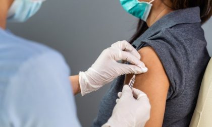 Verano, vaccinazioni di massa al centro sportivo