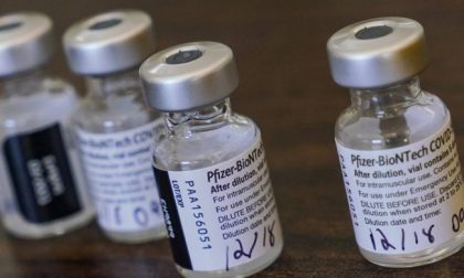 Vaccini Covid, Fontana “Ritardo nelle consegne, fondamentale avere dosi di sicurezza”