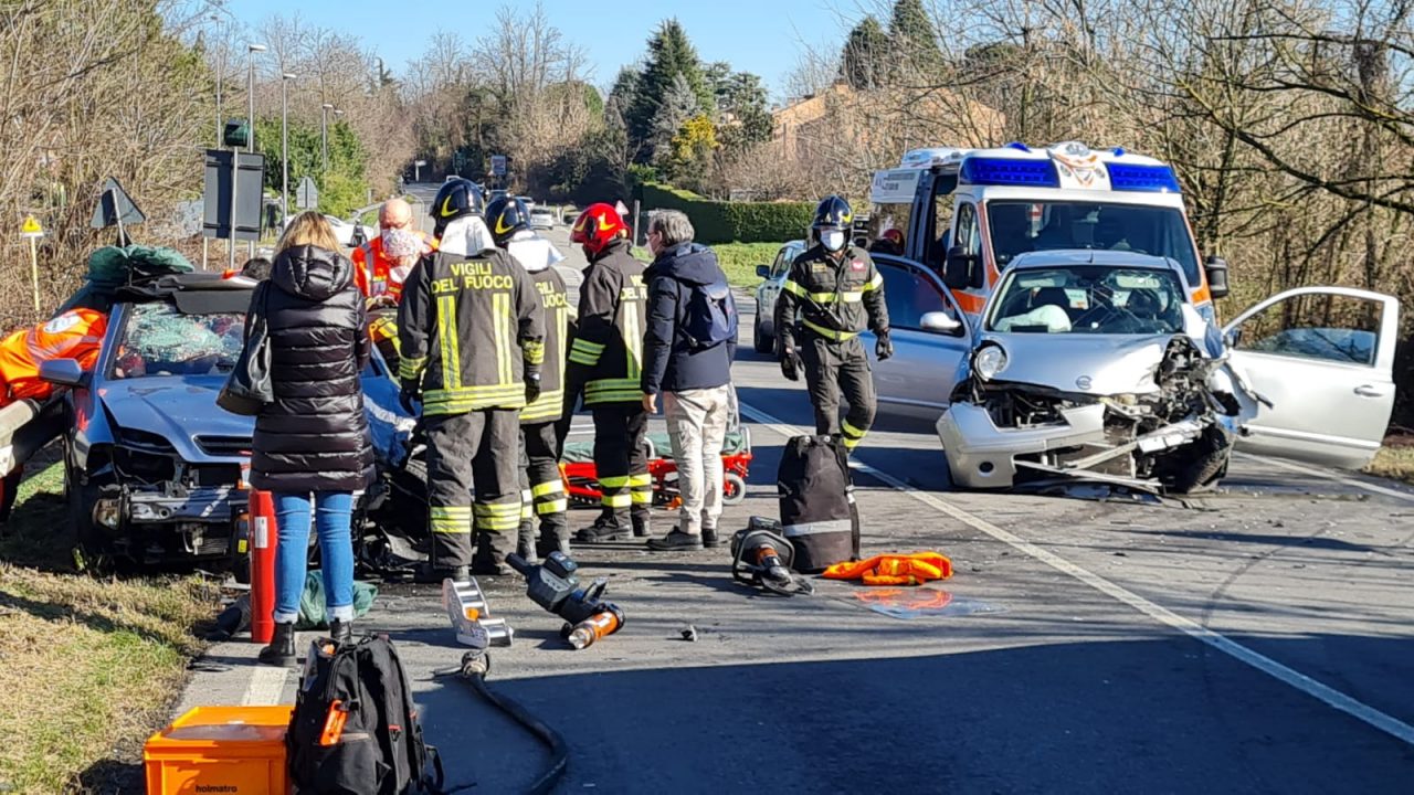 Gravissimo incidente all’uscita della Tangenziale Est