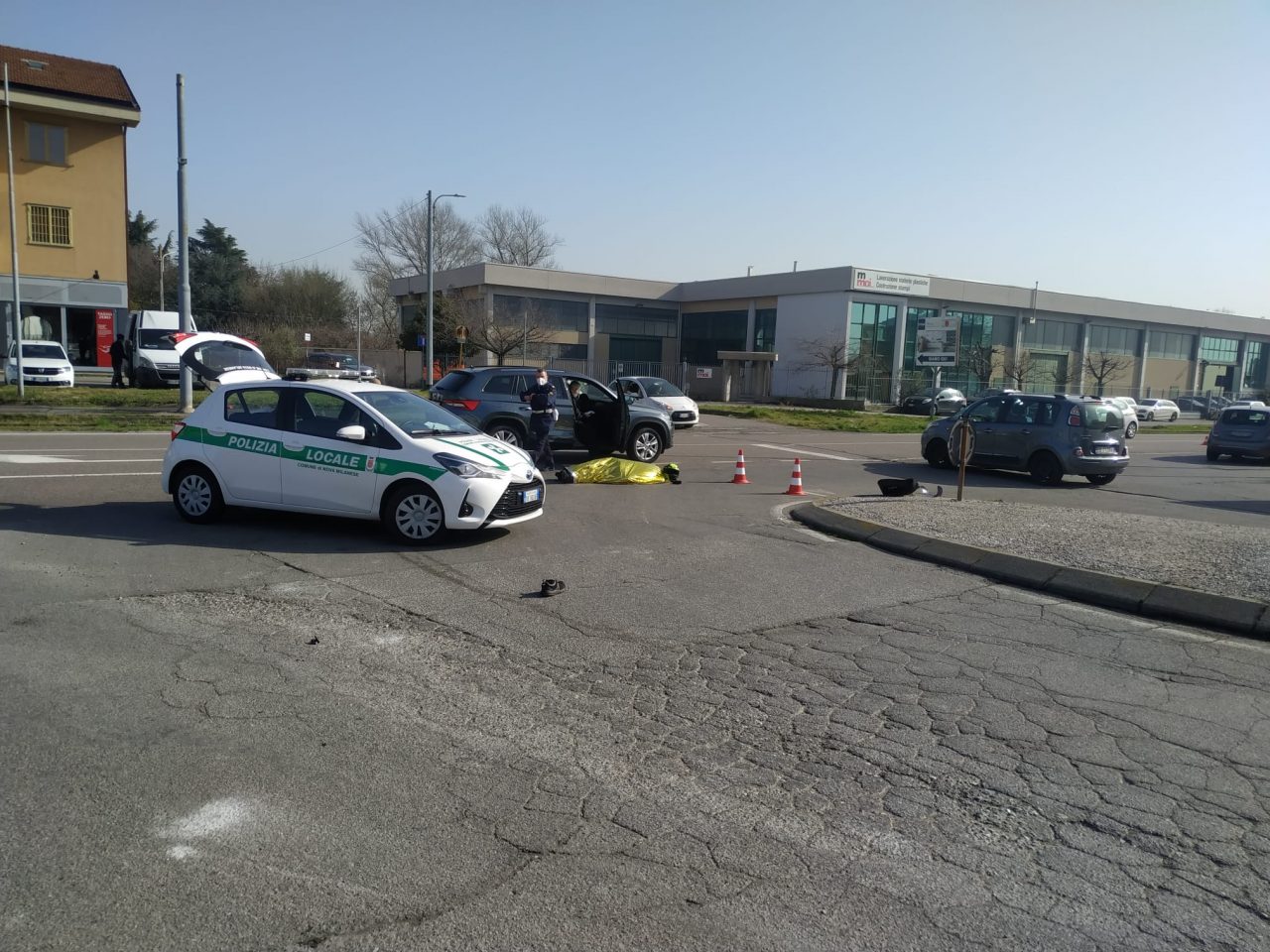 Drammatico incidente a Nova Milanese, muore sul colpo un motociclista di 50 anni