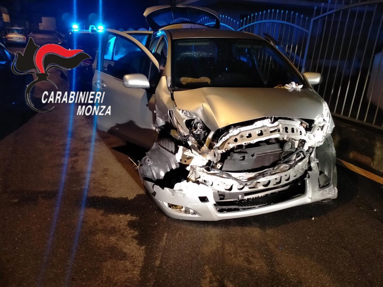 Ubriaco, si schianta con l’auto della madre. Arrestato dai Carabinieri