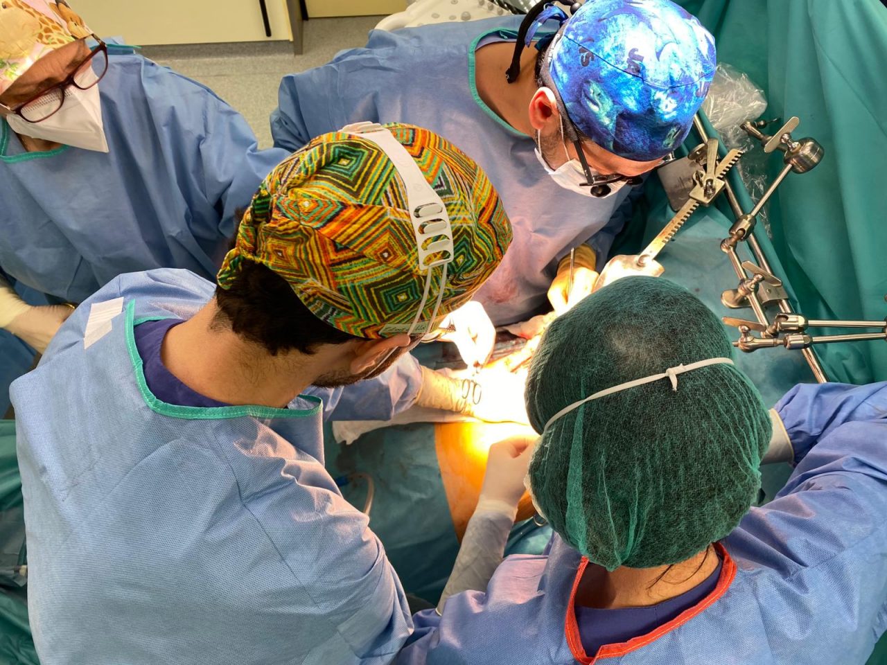Dieci ore in sala operatoria per un un raro tumore delle vie biliari: intervento riuscito a Vimercate