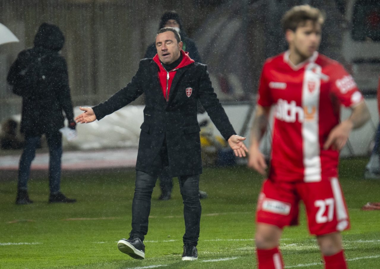Monza, dopo il crollo Cristian Brocchi non sarebbe a rischio