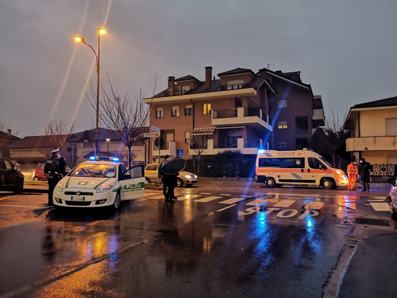 Cade della moto: 50enne in ospedale