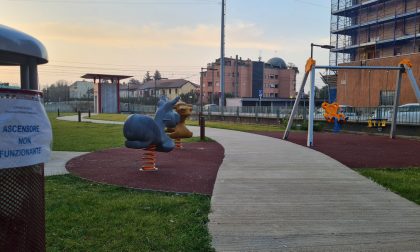 Arcore, sottopasso ferroviario e giardinetti bivacco notturno per ubriachi e drogati