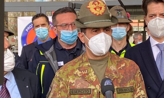 Il Generale Figliulo in visita in Lombardia: “Da domani arriva il sistema di Poste”