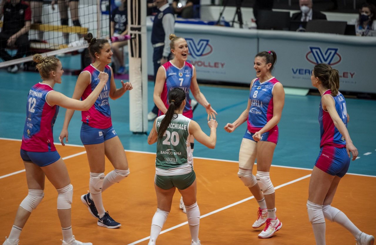 La Saugella Monza vola in finale di Coppa Cev