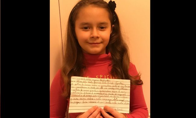 Scuole chiuse in Lombardia. Una bimba scrive a Fontana: “Siamo stati bravi, ci faccia tornare presto in classe”