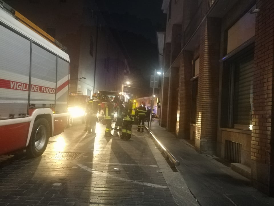 Paura in centro, fumo da pellicceria, ma…