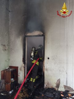 incendio Varedo ex Snia pompieri