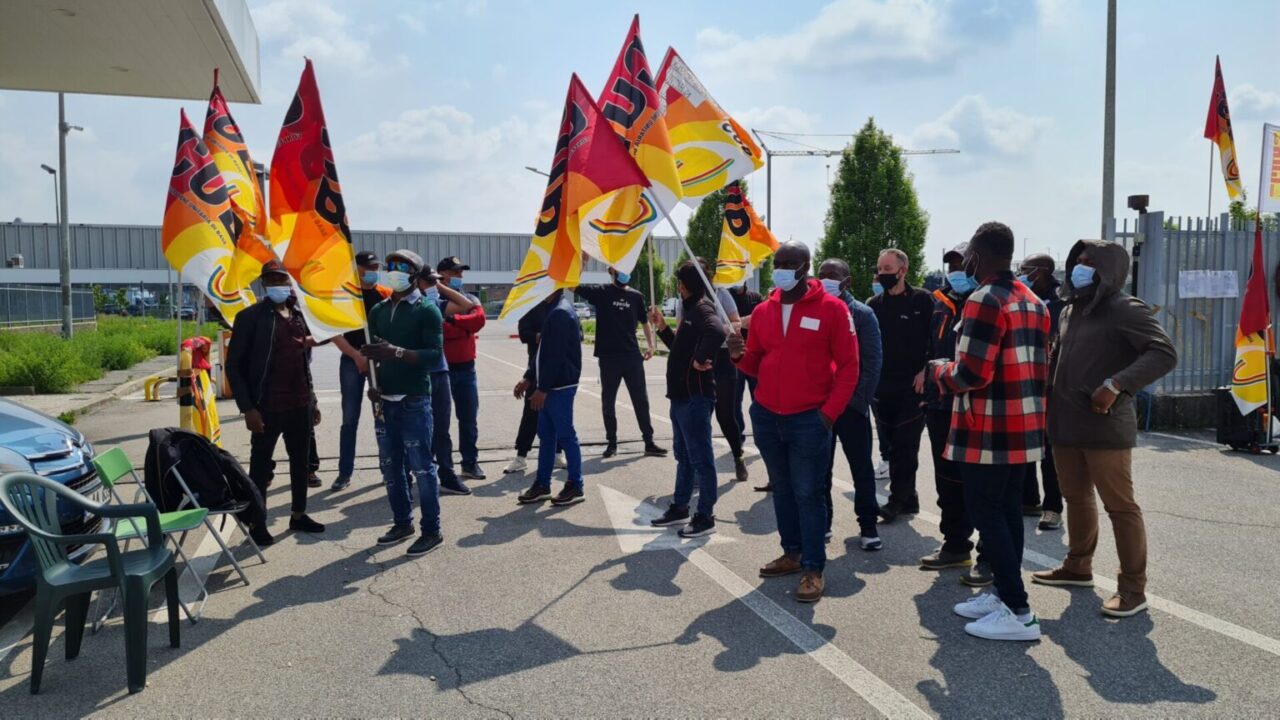 I sindacalisti Cub “Sei lavoratori della Tagliabue Gomme in ferie forzate per aver scioperato”