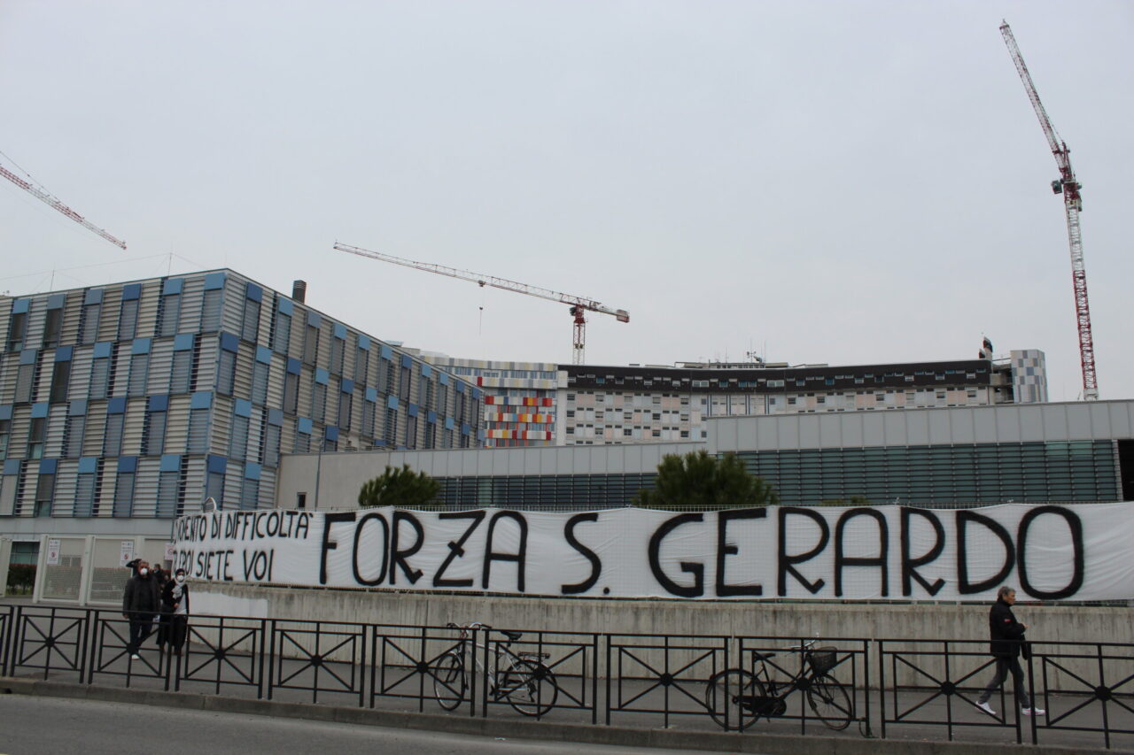Accanto ai malati anche durante il Covid, ora rischia il posto di lavoro