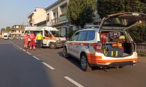 Furgoncino fa manovra e urta un ciclista: 80enne in ospedale