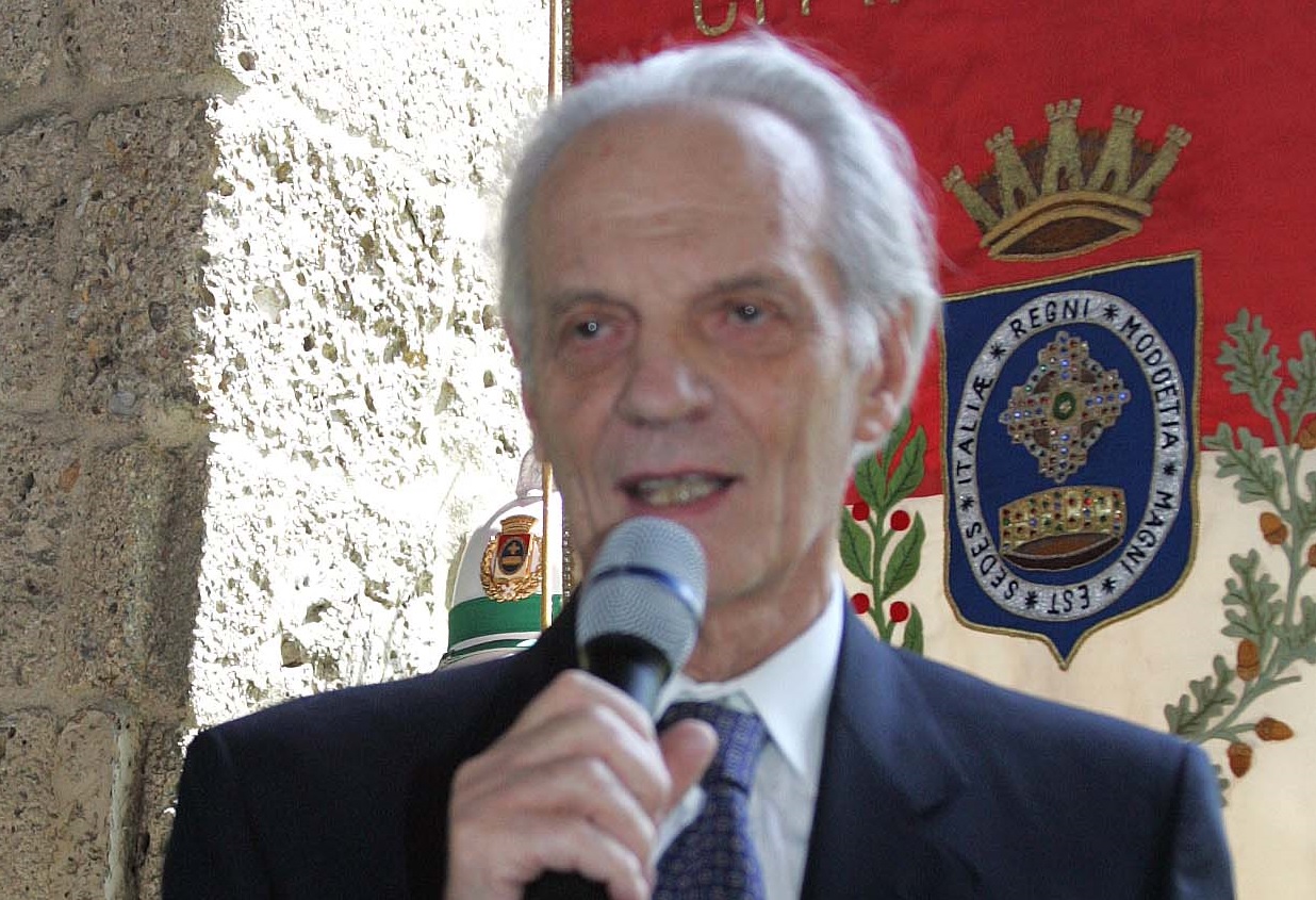 La biblioteca di Monza porterà il nome del suo storico direttore