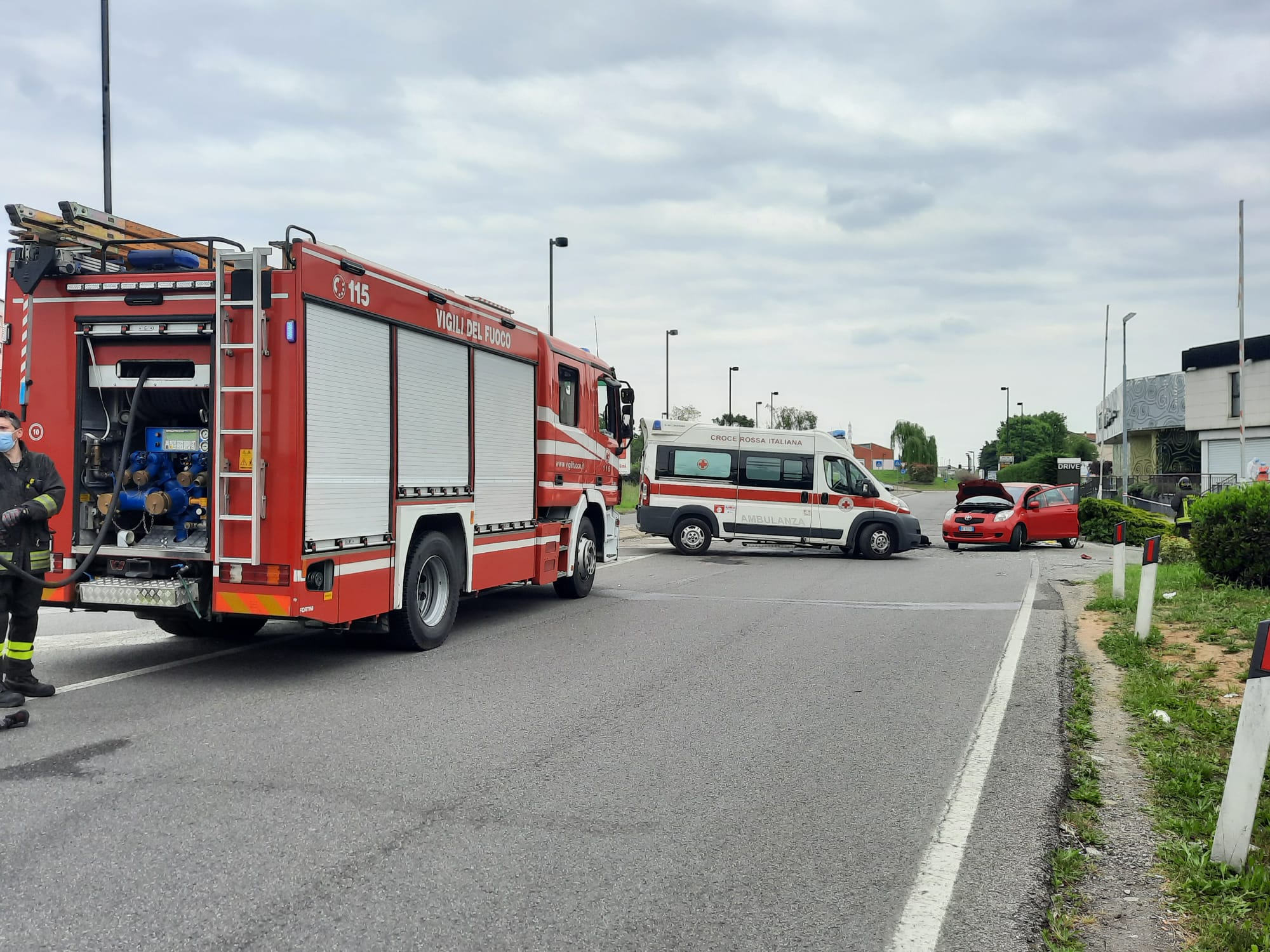 incidente mortale auto moto Varedo