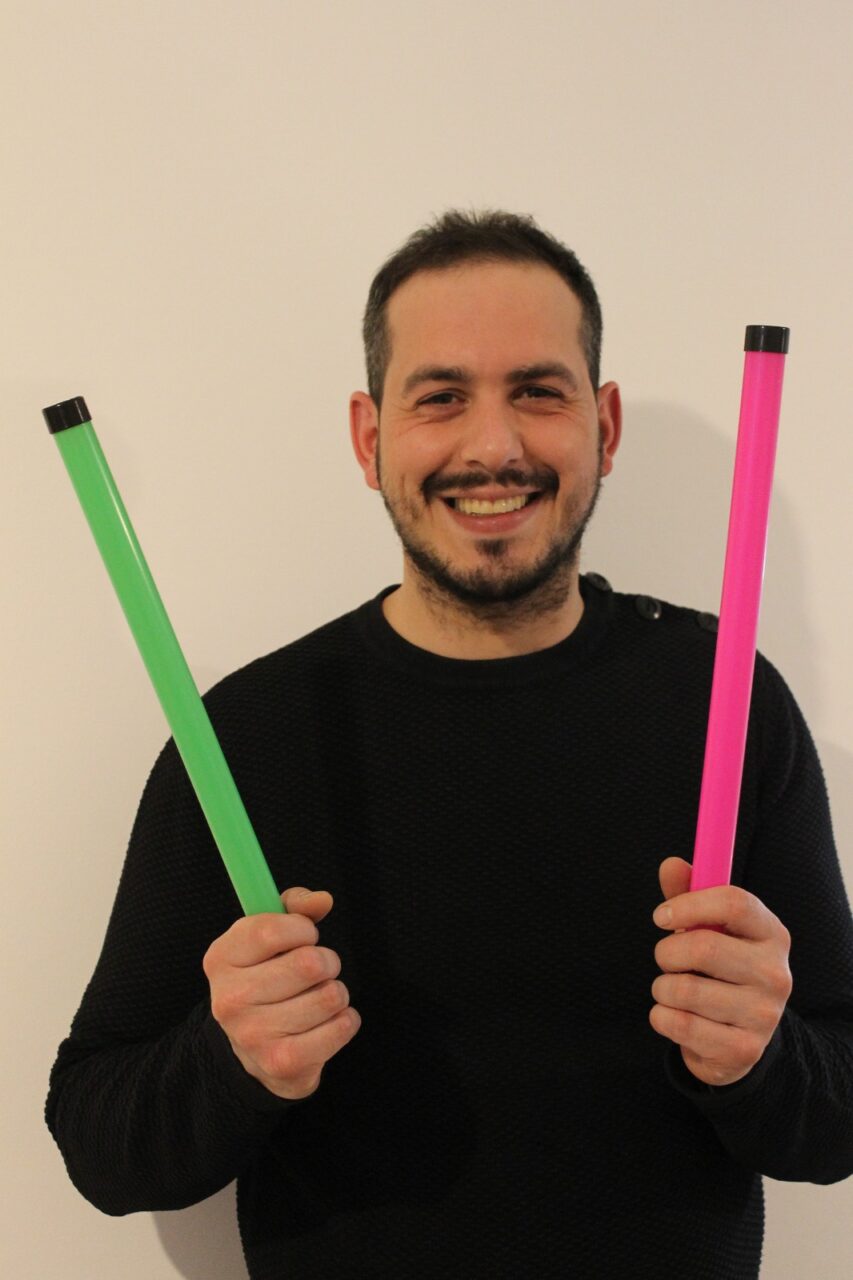 Giussano, imprenditore fa il botto con il tubo sonoro di Frank Matano