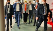 Assessore al Welfare e consiglieri regionali in visita all'hub vaccinale di Monza