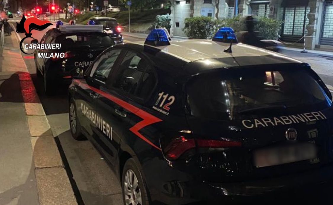 Botte e minacce alla moglie: arrestato 48enne