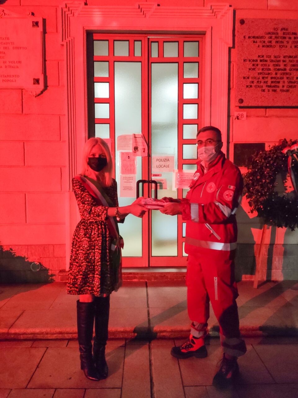 La bandiera della Croce Rossa sventola a Lentate e Barlassina