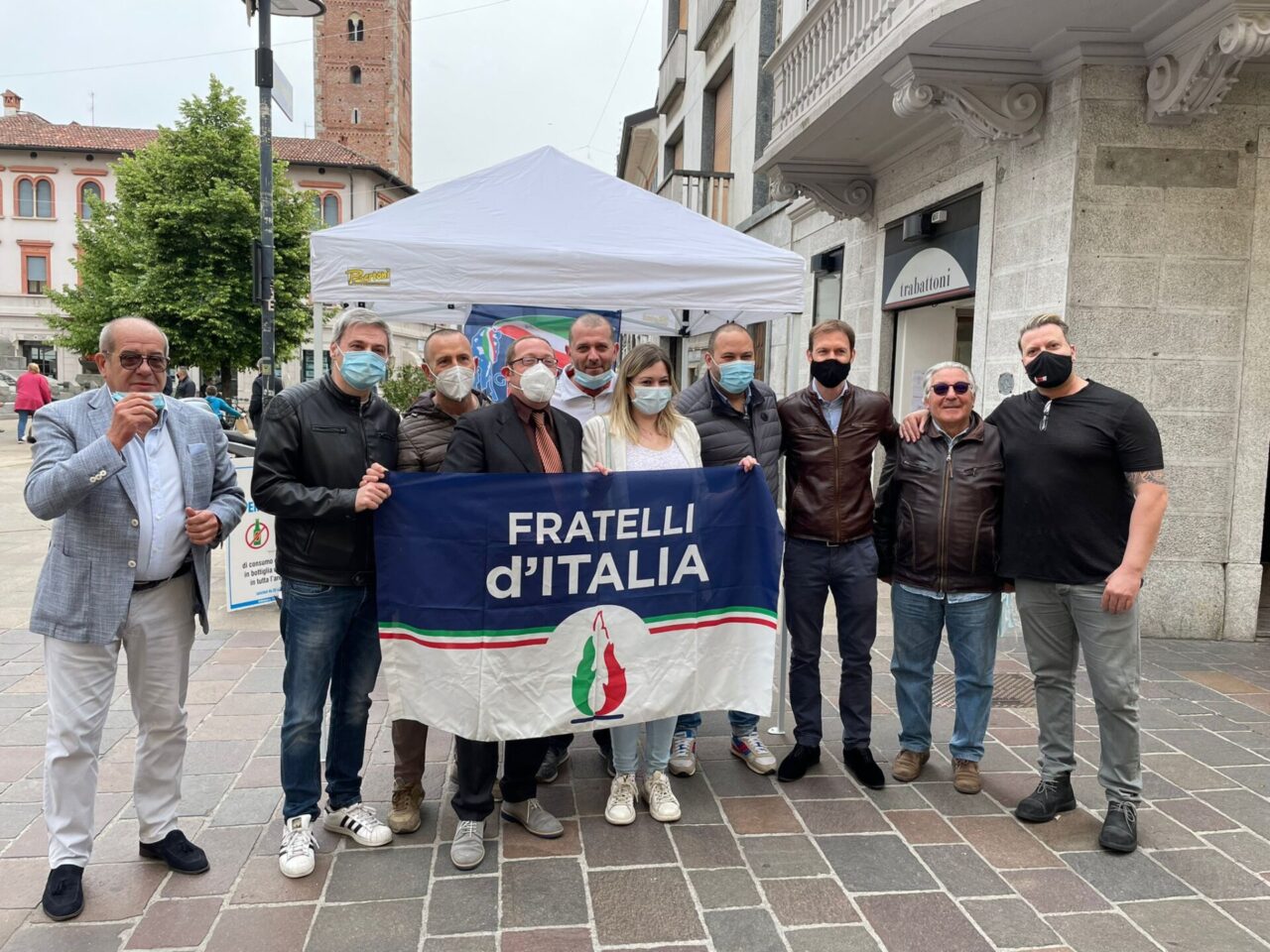 Fratelli d’Italia in piazza con l’ex consigliere Azzarello