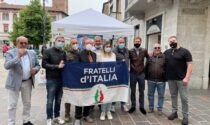 Fratelli d'Italia in piazza con l'ex consigliere Azzarello