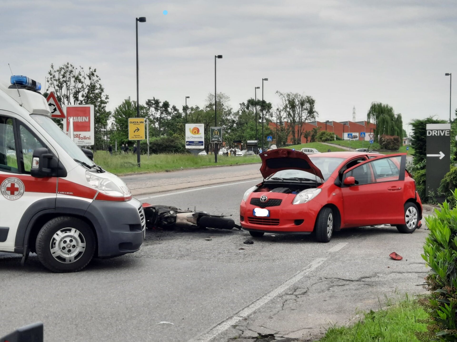 incidente mortale auto moto Varedo