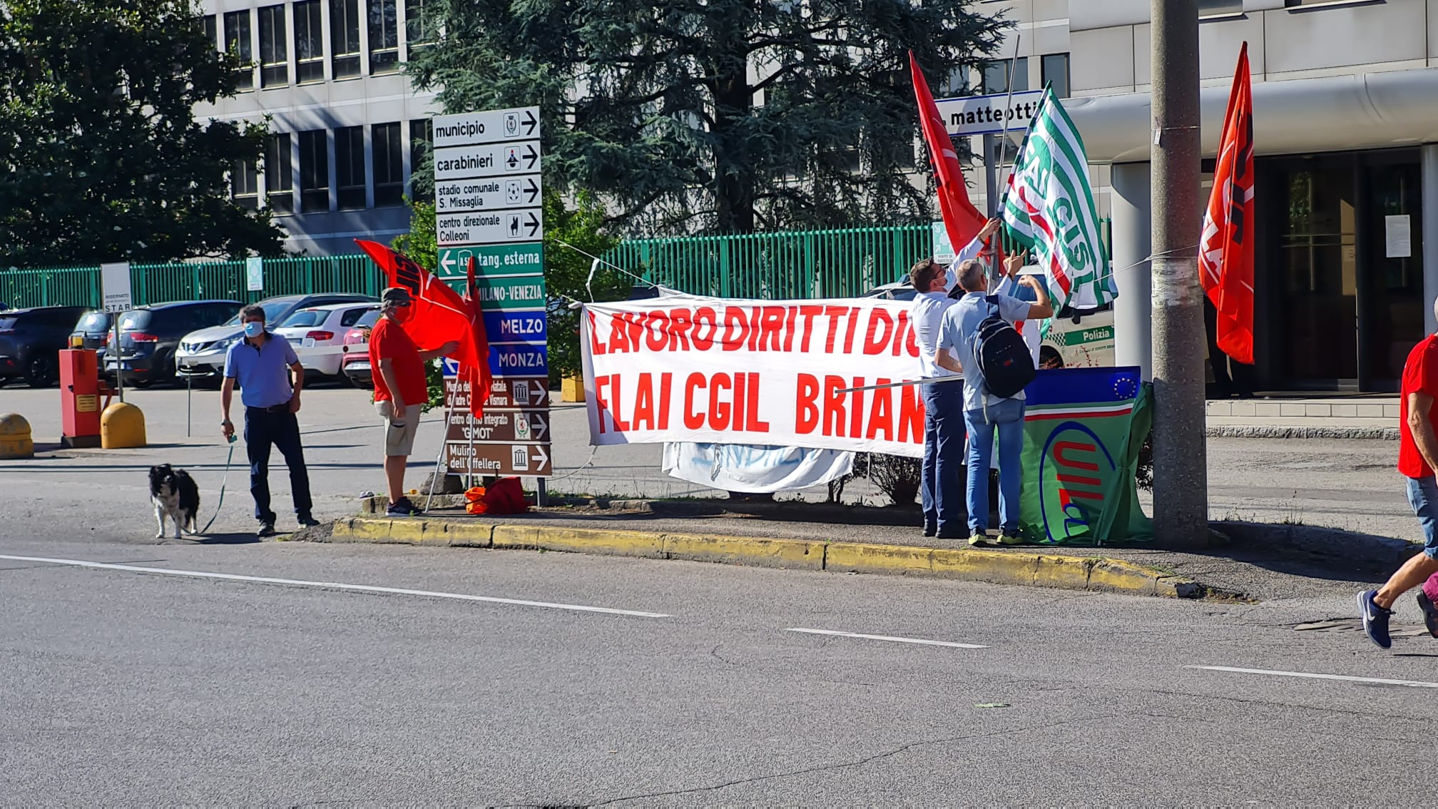 Agrate Brianza Protesta dipendenti Star