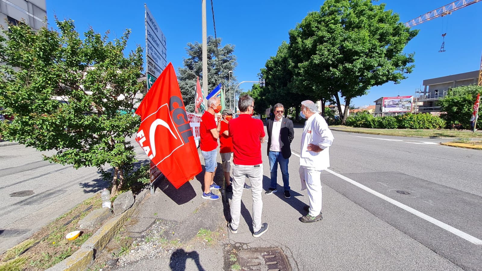 Agrate Brianza Protesta dipendenti Star