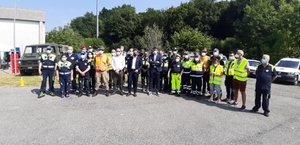 L’assessore regionale in visita nei centri vaccinali di Besana e Carate