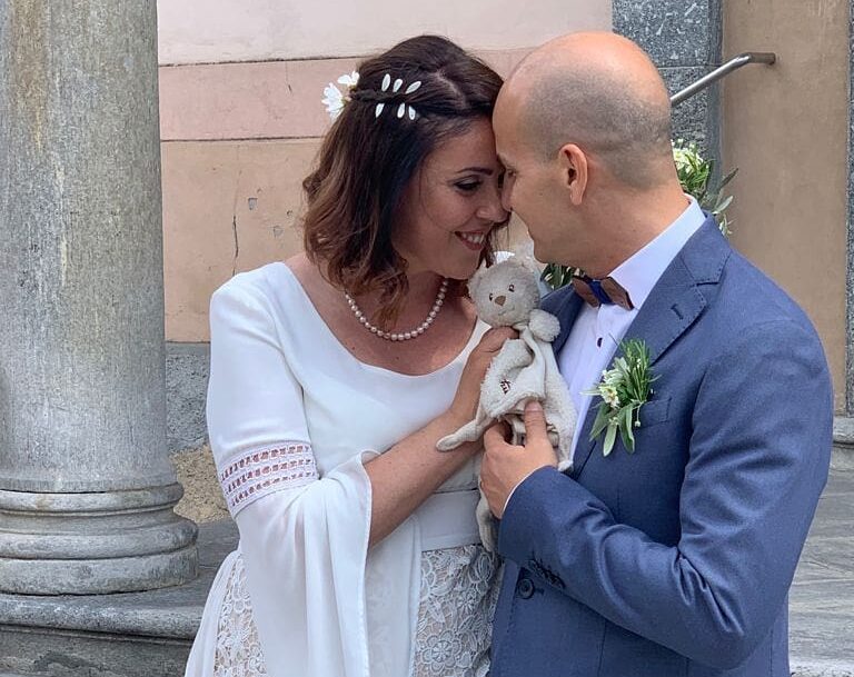 Sara e Michele si sposano il giorno  in cui la figlia avrebbe compiuto tre anni