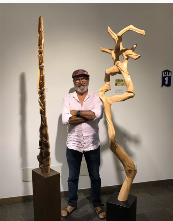Due opere dell’artista desiano Gigi Renga in dono alla Biblioteca Civica