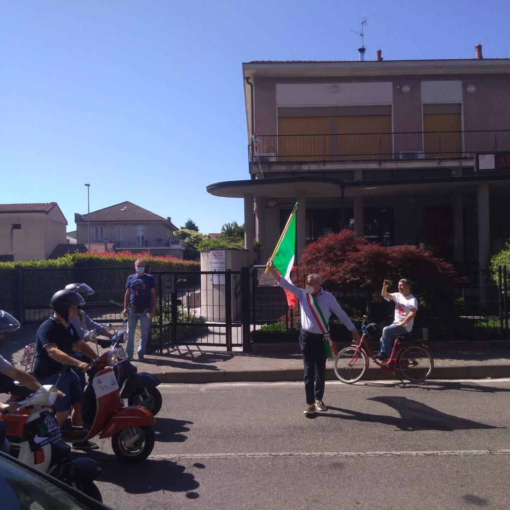 Le Vespe hanno colorato Biassono