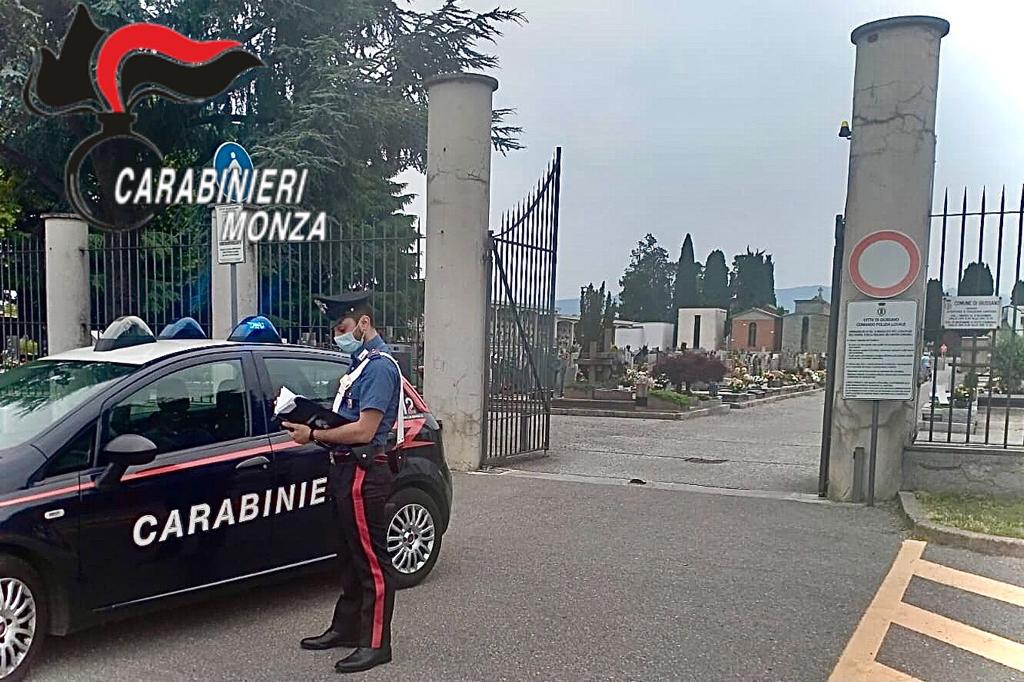 Lite amorosa tra anziani: minaccia con una pistola il rivale