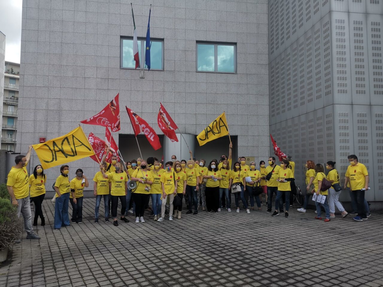 Azienda delocalizza, ne fanno le spese i lavoratori brianzoli