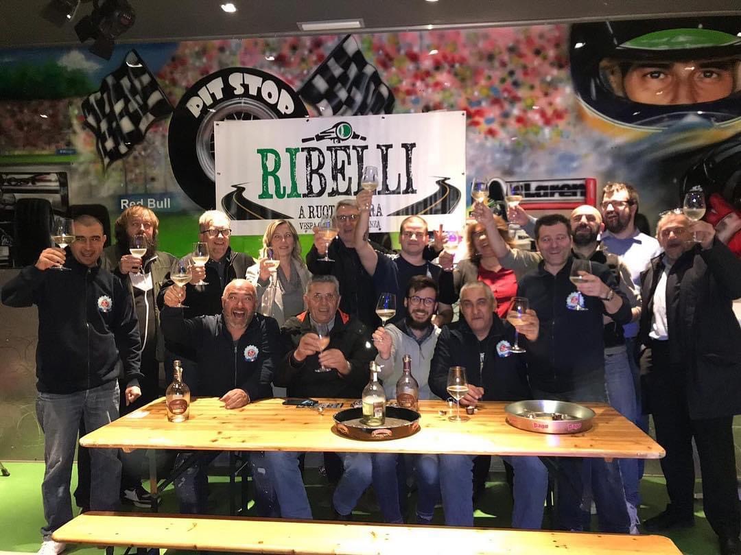 Duecento Vespe in tour a Biassono