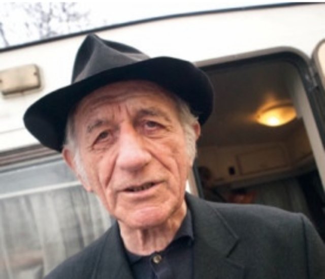 Biassono piange don Mario, il “prete dei rom”