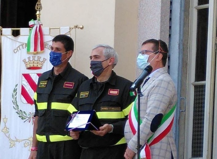 Corona Turrita consegnata ai Vigili del Fuoco di Desio