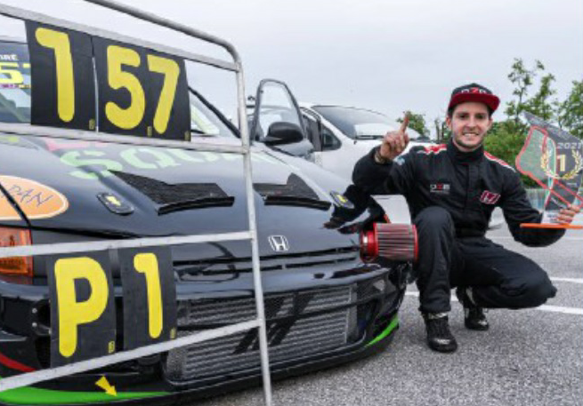 Mattia, campione di motorsport: da meccanico a pilota premiato