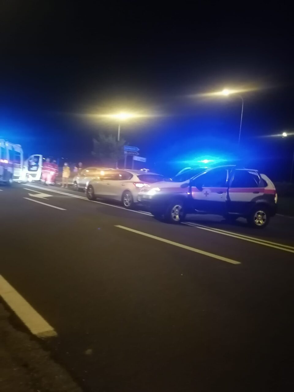 Schianto tra auto e moto a Lentate, muore 45enne