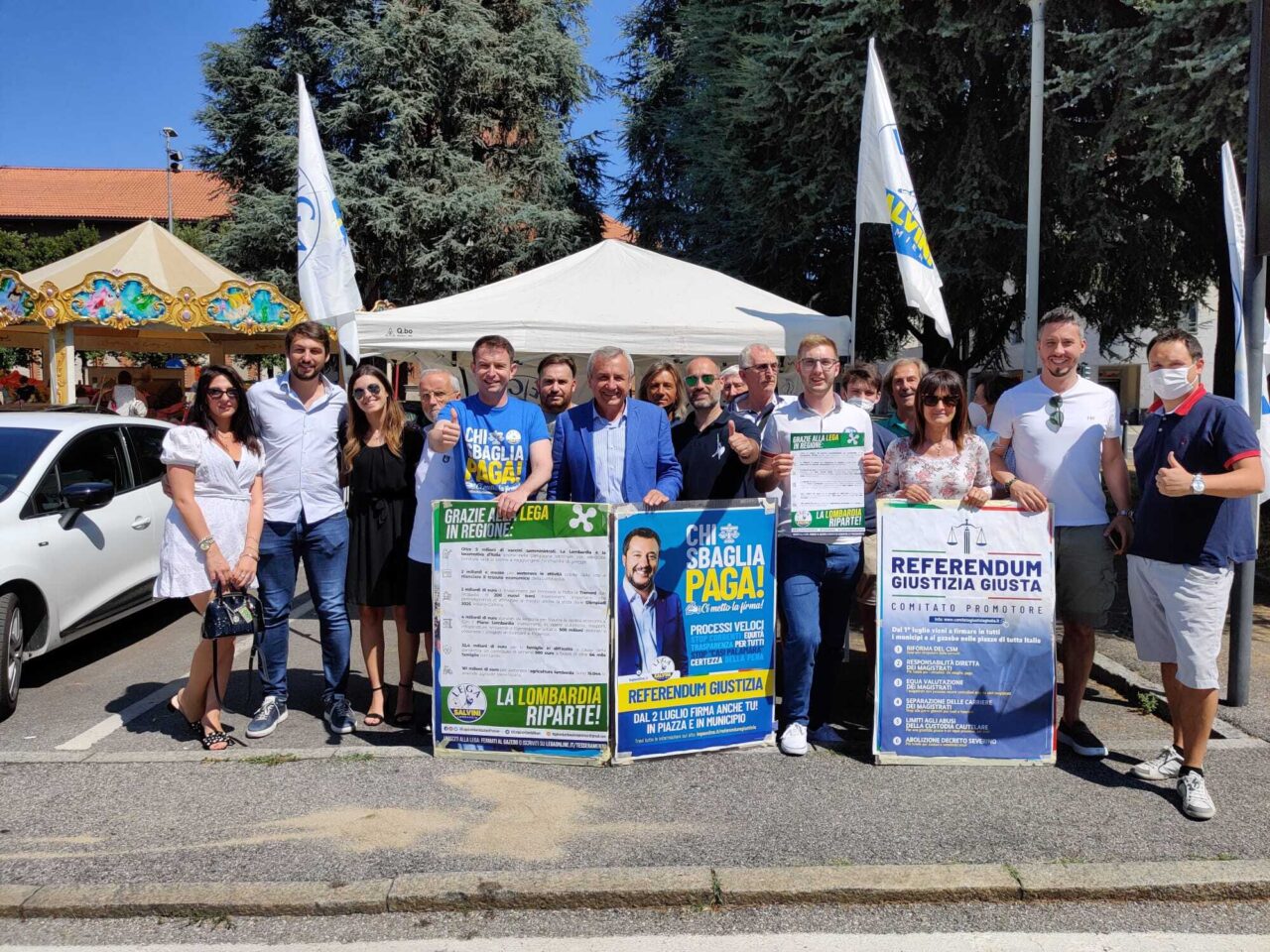 Boom di firme al gazebo della Lega