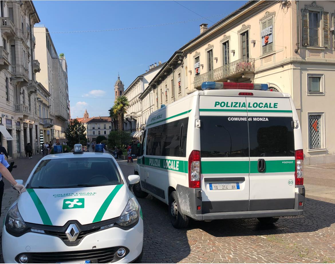 Controlli a tappeto contro alcool, droga e prostituzione