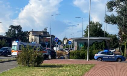 Ragazzino investito in bicicletta su viale Lombardia