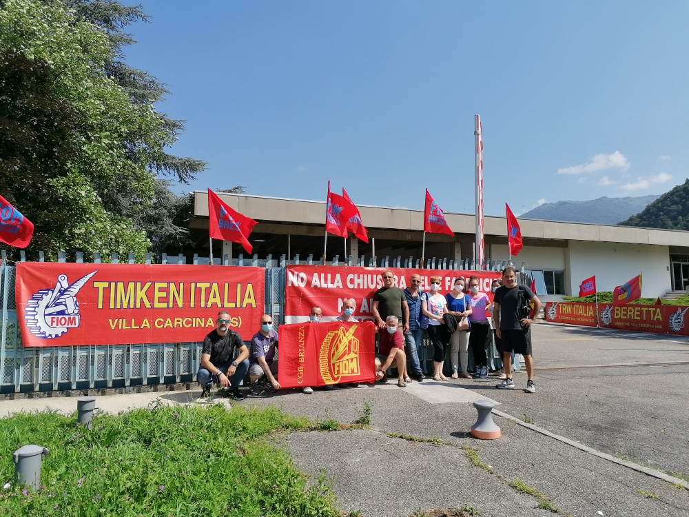 Lavoratori della Rollon a Brescia per portare solidarietà ai colleghi della Timken