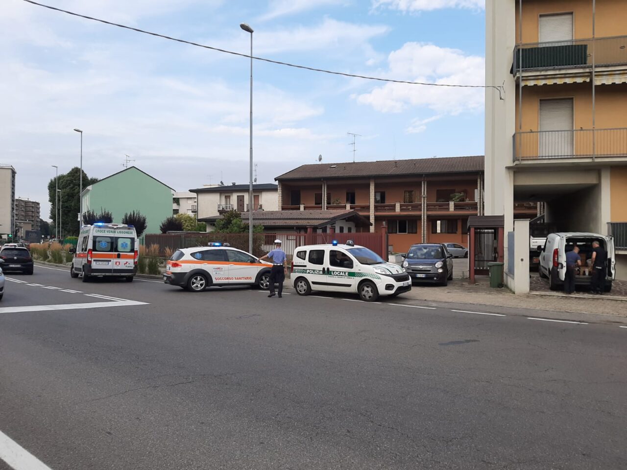 Vedano, 87enne in bici soccorso in codice rosso