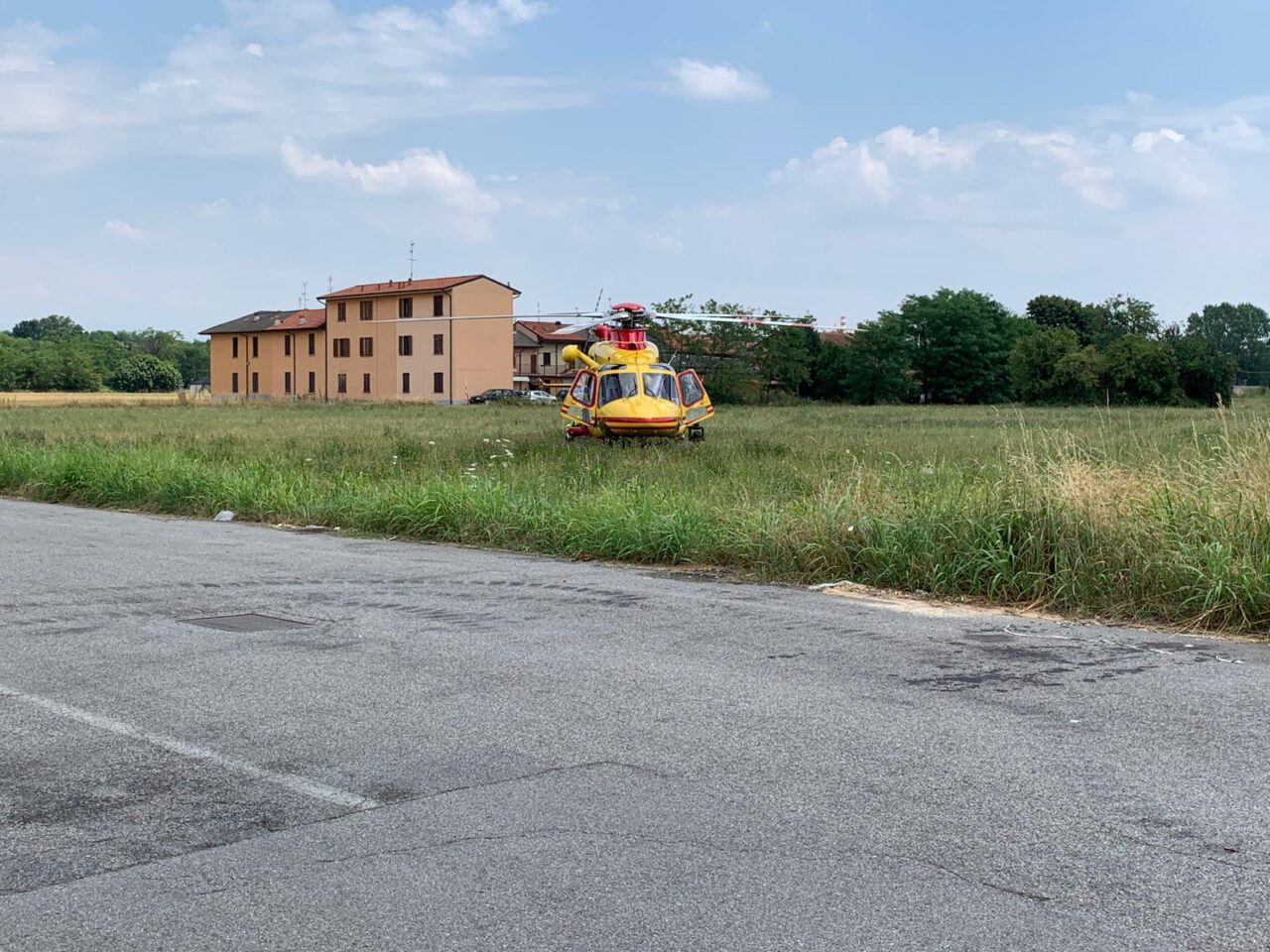 Infortunio sul lavoro ad Agrate: anche l’elisoccorso sul posto