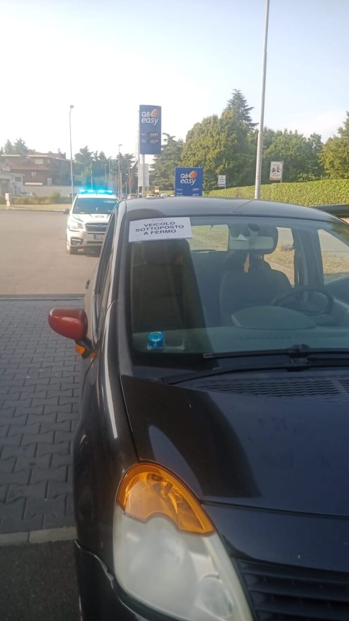 Controlli stradali a Brugherio: pizzicato a guidare senza patente